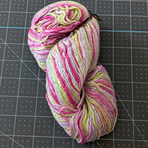 Banana Silk Yarn - 3.7oz