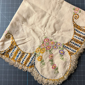 Beautiful Vintage Embroidered Table Linen ReFabric - Approx 31in Square